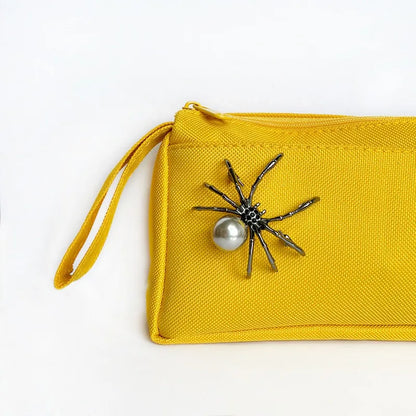 Fashion Personality Black Spider Pearl Brooches